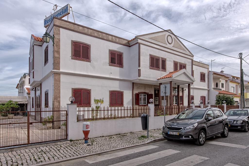 Residencial Santo Andre Barreiro (Setubal) Exterior photo